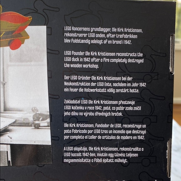 LEGO • Collector Item • 2011 Employee Gift • Duck Building Set • Sealed - Picture 3 of 6